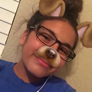 Meet your Posher, Monique